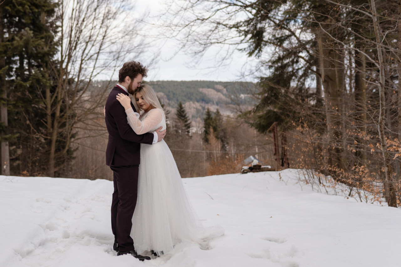 Jak wybrać fotografa ślubnego? O czym warto pamiętać?